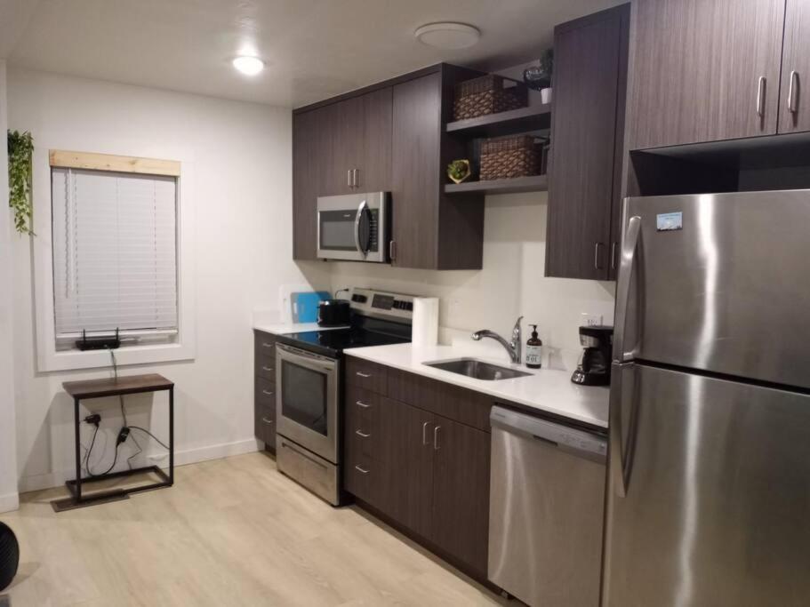 Karkens Container Home Salmon Dış mekan fotoğraf